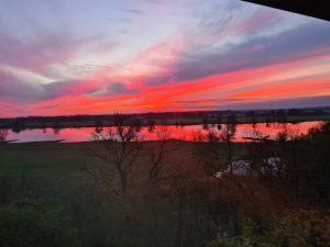 Sonnenuntergang vom Aussichtsturm geniessen